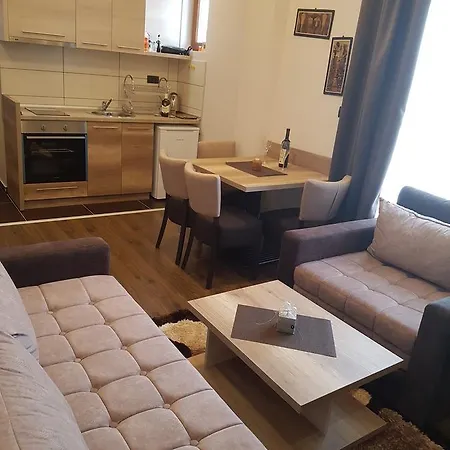 Apartment M1 Megi, Milmari *