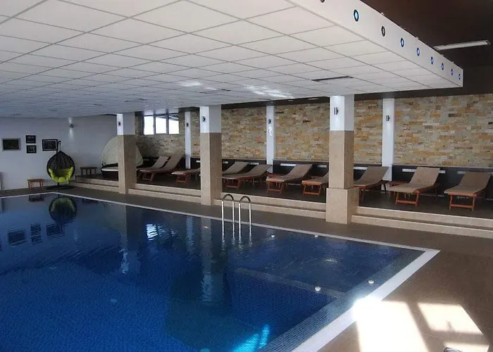 M1 Megi, Milmari Apartament