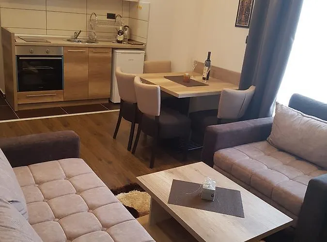 Apartament M1 Megi, Milmari *